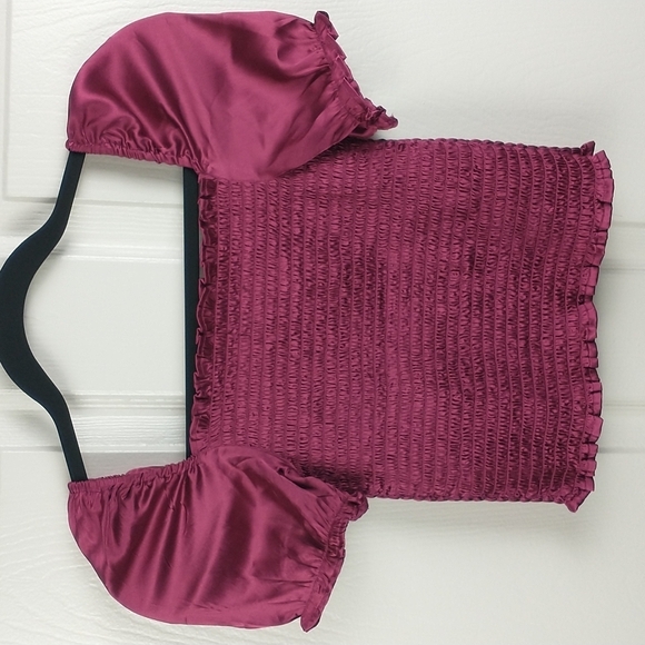 NEW Sabrina Square Neck Satin Smocked Puff Sleeve Crop Top Ruffle Trim Womens XS - Picture 9 of 11